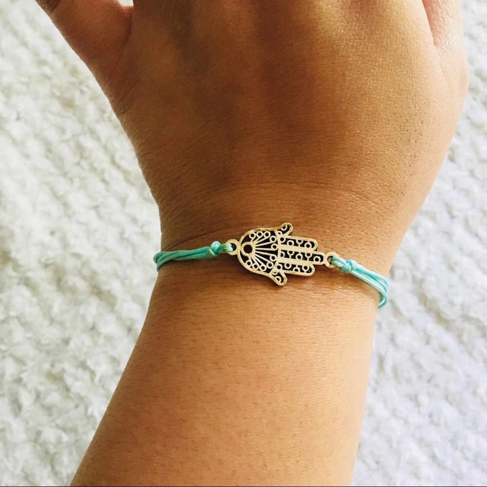 NWOT Hamsa teal bracelet OS